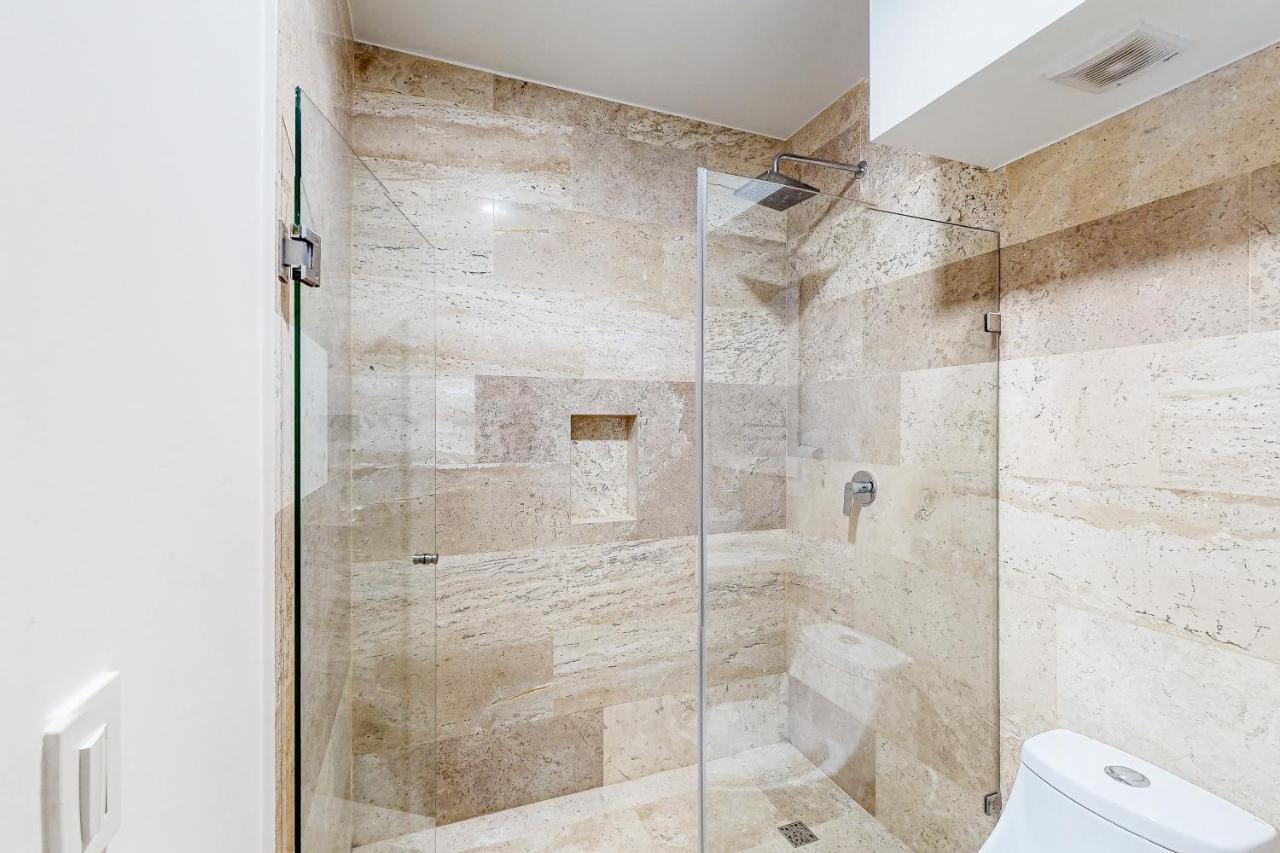 Menesse Midtown 2 Unit 208 호텔 신데 델 카르멘 외부 사진